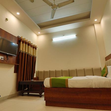 Hotel Haridev Roorkee Exterior foto